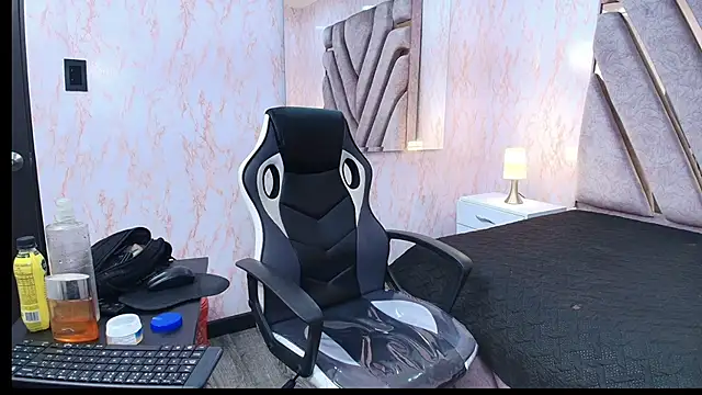 Alyssa_Brynn1 webcam