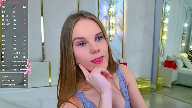 lili_lohan (F teen) - hand bra