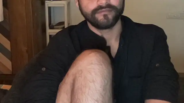 makemeawareaah (M young) - Wear Saree <3