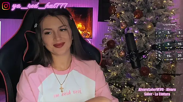 -red_hat- (F young) - ♥at the Star Wars show♥