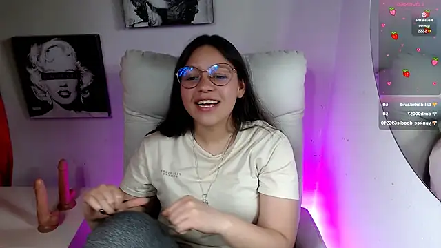 SamanthaRoldaan webcam