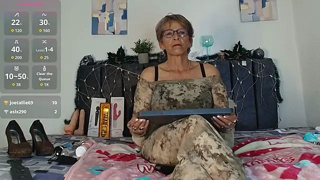 Devora_mature65 webcam