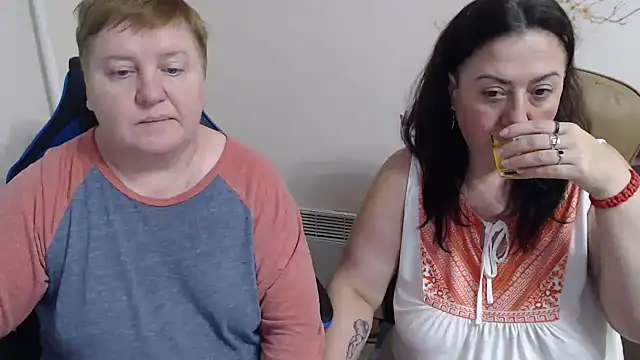 Bertie_Adeline webcam