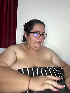 mariana_cooper_07 (F young) - oil show on tits