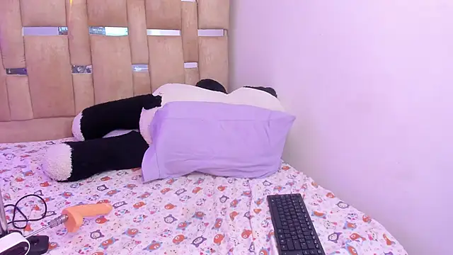 JulianaCarter webcam