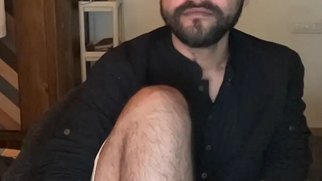 makemeawareaah (M young) - Wear Saree <3