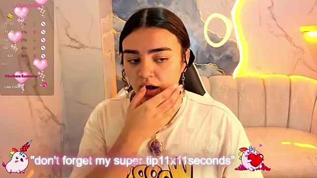 vany_lu_tx (F teen) - Naked+ Oil