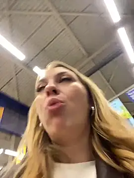 sweet___emily (F young) - MOAN HORNY in UBER from bz