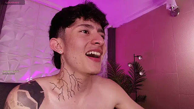 troy_rouge (M twink) - Smack your face with hard dick