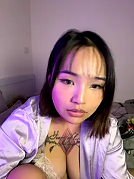 eee79bbb (F young) - 揉奶子誘惑+深舌1M(不露點)