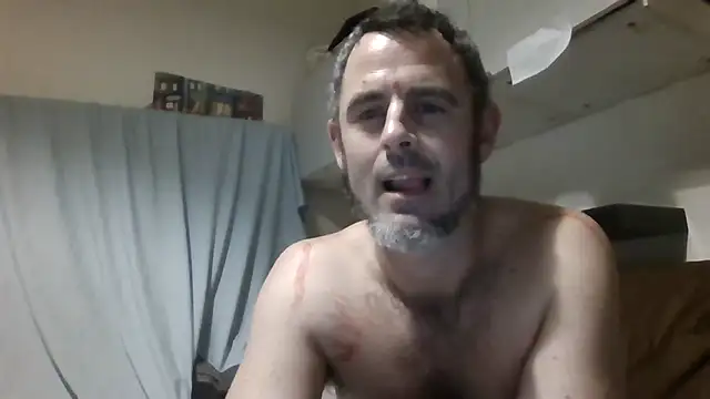 whatYwantMorrre webcam