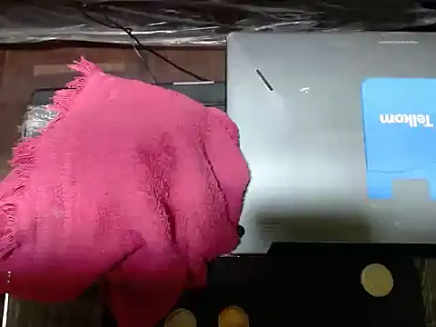 WildHornyTiger18 webcam