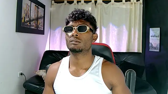 Black_indiian webcam