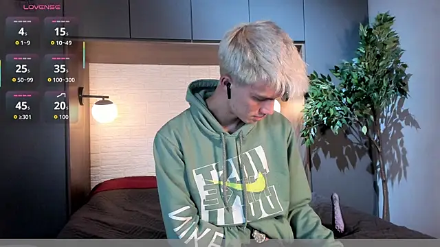 nicktorn (M young) - 💦cumshot