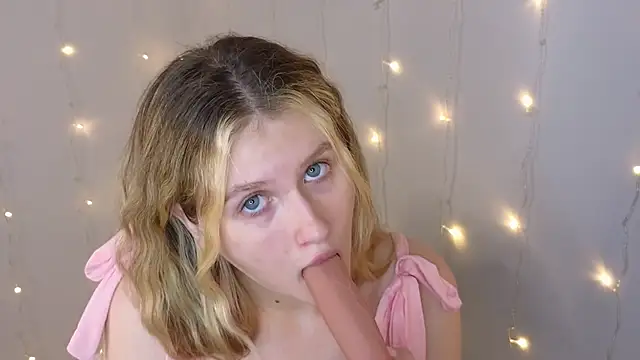 Shirley_Davis webcam