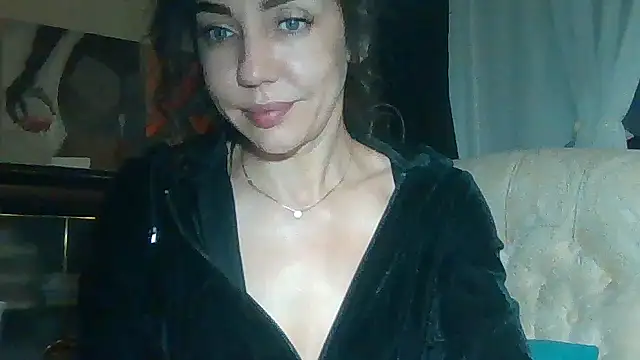 fellaris (F milf) - I want to dance again!