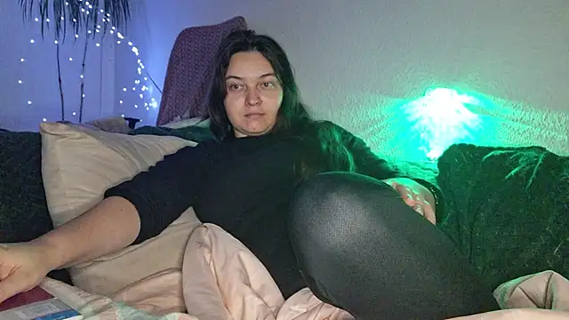 Cyndee_Winter webcam