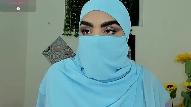 maissa_alabi (F young) - no pantie style doddy