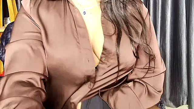 goddess_niharika (F young) - Lush control of 10 minutes