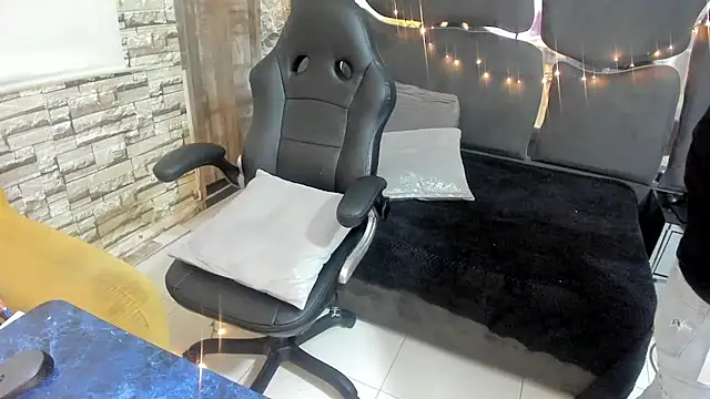 morana__hot (F milf) - firts round, full naked !!