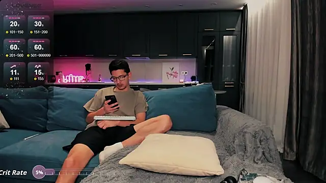 mj1moretime_ (Ask my age) - John..play with her boobs !