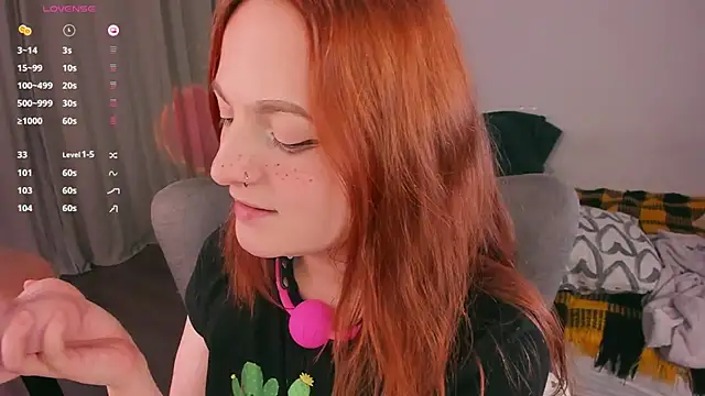 Alice_CutePerv webcam