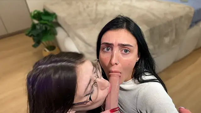 kelly_berry__ - Kelly_Berry__'s free webcam - UK Sex Cams