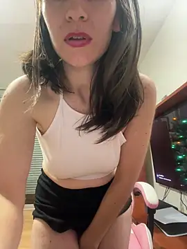 alanarius18 (F milf) - boobs show🔥🔥