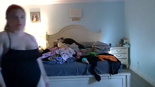 MilfyMrsRobinson webcam