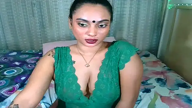 sexyindianchic webcam