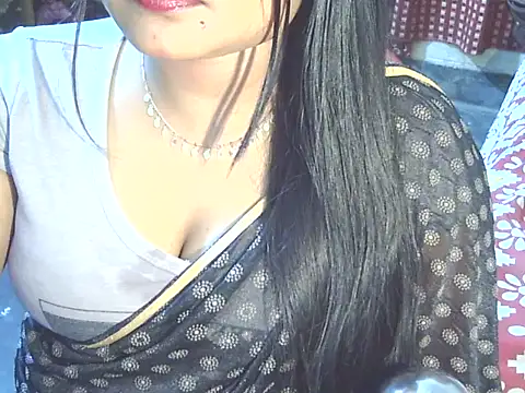 Nusrat_Faria07 webcam