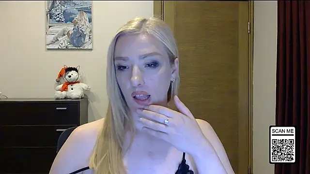 Wild_Silk_Desire webcam