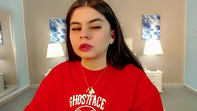 _Maddison_Ivanova_ webcam