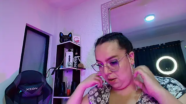 Natasha_Amber webcam