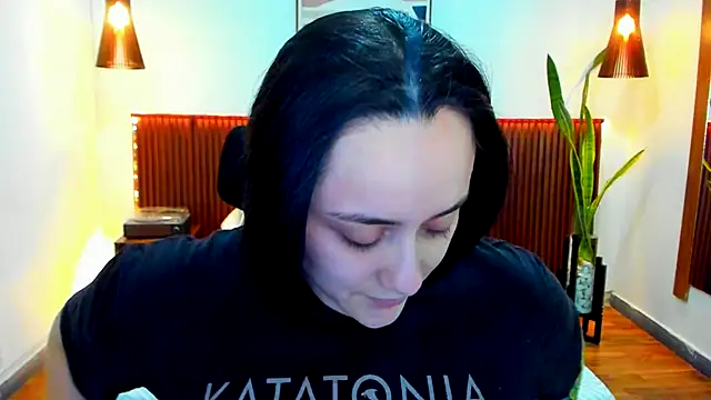 KatherineBond webcam