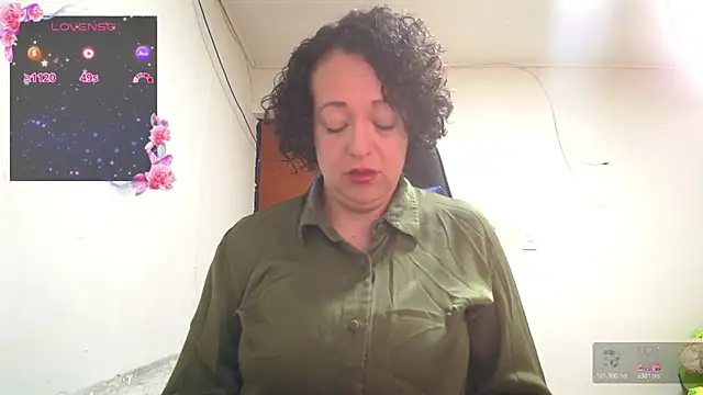 miss_oriana (F milf) - show boobs!!