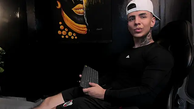 salvatoredmore (M twink) - BIG CUM