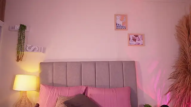 curvyliciousss webcam