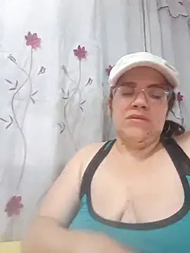 karlythoth@xh webcam