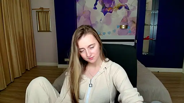 stasystew (F young) - put ice on the nipples