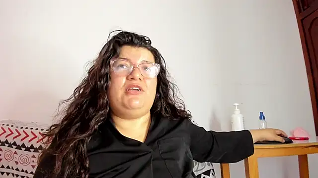 mystery_psique (F milf) - Spread ass  + 15 spanks 😈🔥😈