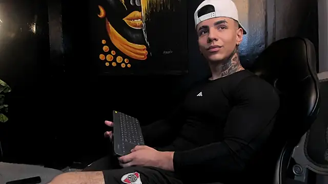 salvatoredmore (M twink) - BIG CUM