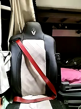 Milfa_nimfomana webcam