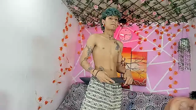 fresahot2005 (G twink) - SUCK DICK HOT