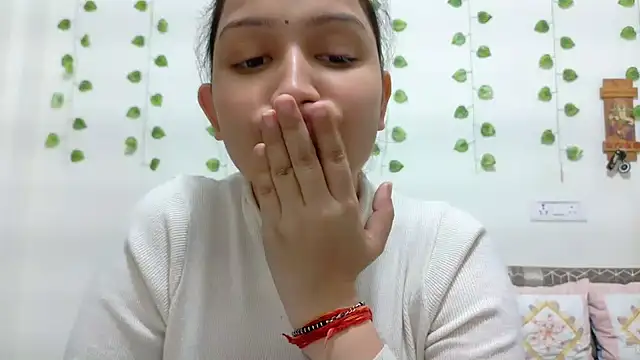 aleena_rai (F young) - Pussy show