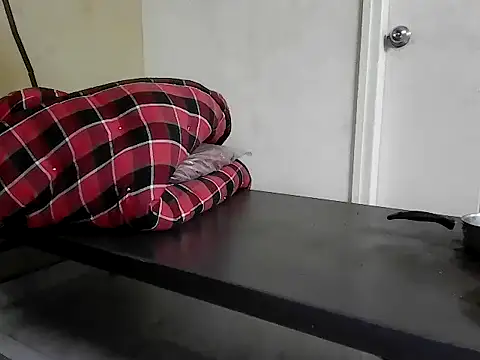 fitbuddy1 (M young) - tiny to strocked big dick magic