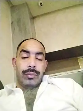 salimbasha (Ask my age) - هدفي نكمل الطاركين