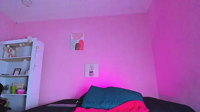 georgina_ferri_ (F teen) - ice in my pussy 💦