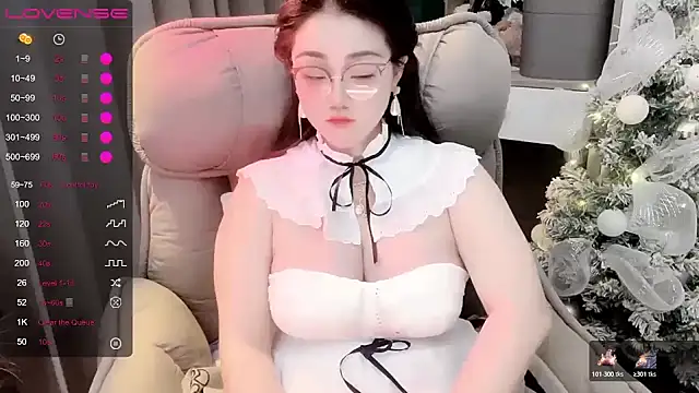 Monica-666888- webcam