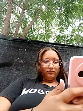 young_dairy01 webcam